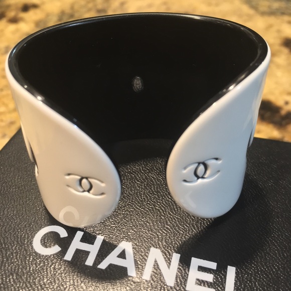 VINTAGE XS Chanel COCO Bracelet Resin Black&White - Picture 3 of 9